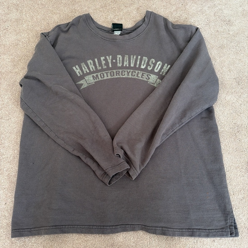 Harley-Davidson sweatshirt